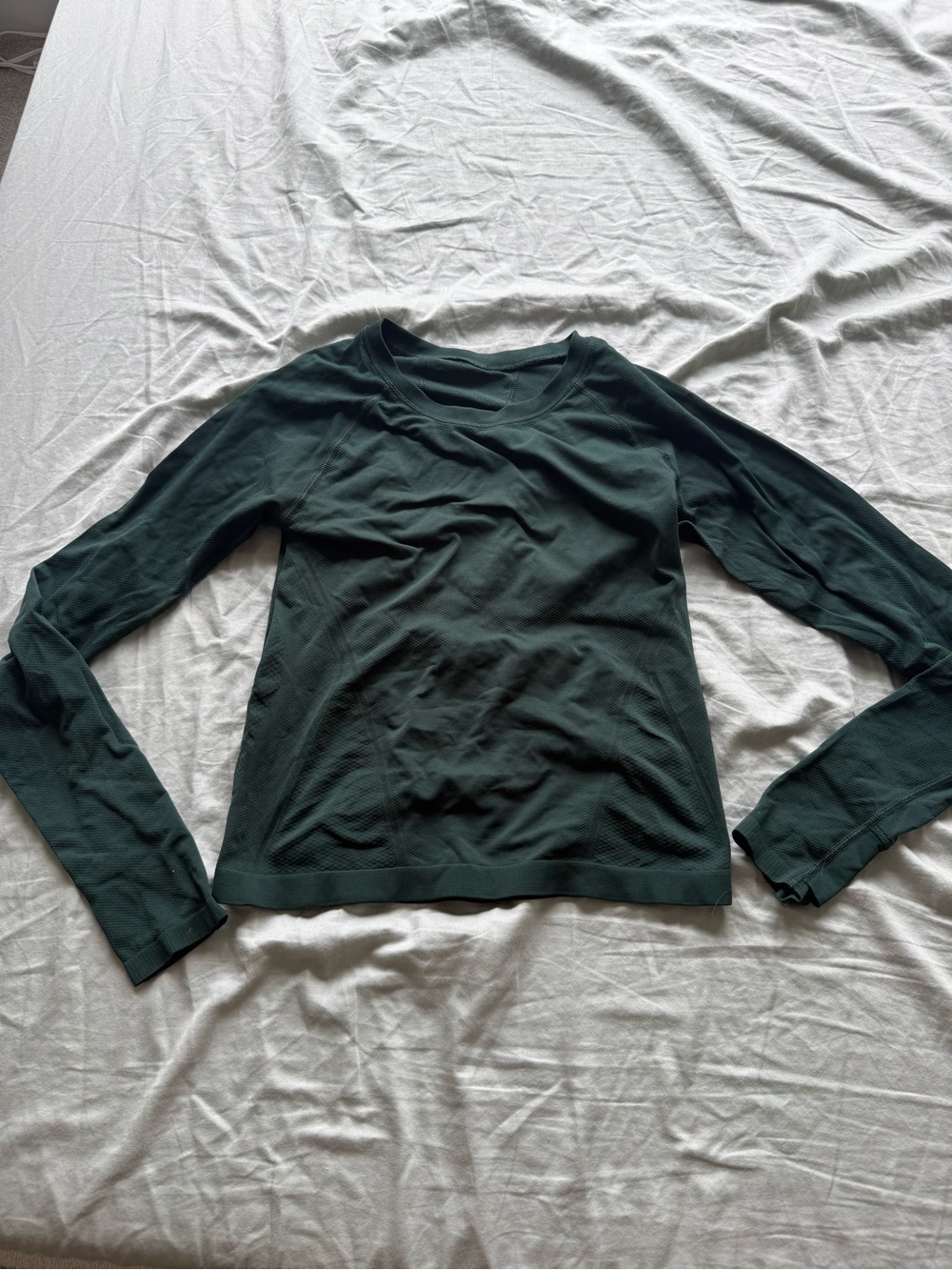 Athleta Long Sleeve Crewneck Top in Dark Green
